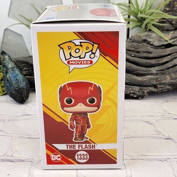 Funko Pop! Movies: DC Comics - The Flash 1333 - Picture 4 of 12